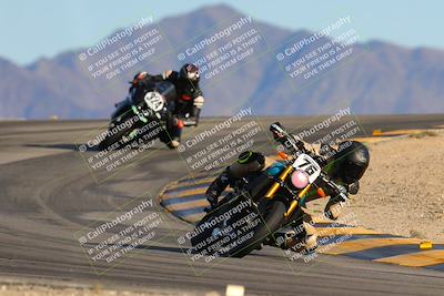 media/Dec-10-2023-SoCal Trackdays (Sun) [[0ce70f5433]]/Turn 12 (2pm)/